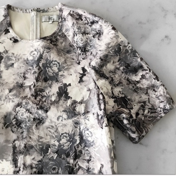 Front Row Shop Digital Monochrome Floral Dress - Picture 2 of 7